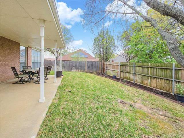 3824 Lacebark Lane, Bedford, TX 76021