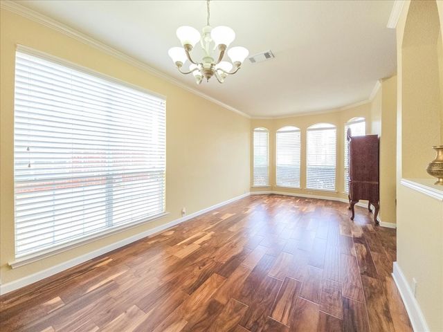 3824 Lacebark Lane, Bedford, TX 76021