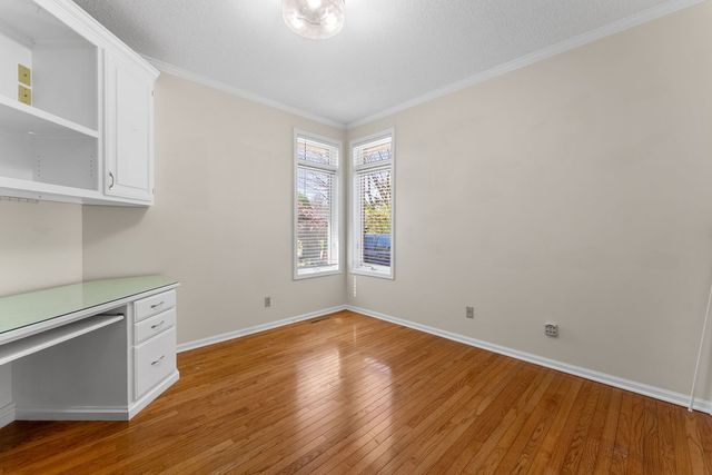 4629 Willowwood Court, Davenport, IA 52807
