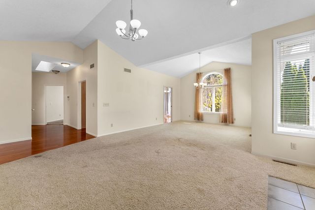 4629 Willowwood Court, Davenport, IA 52807