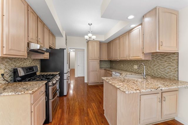 4629 Willowwood Court, Davenport, IA 52807