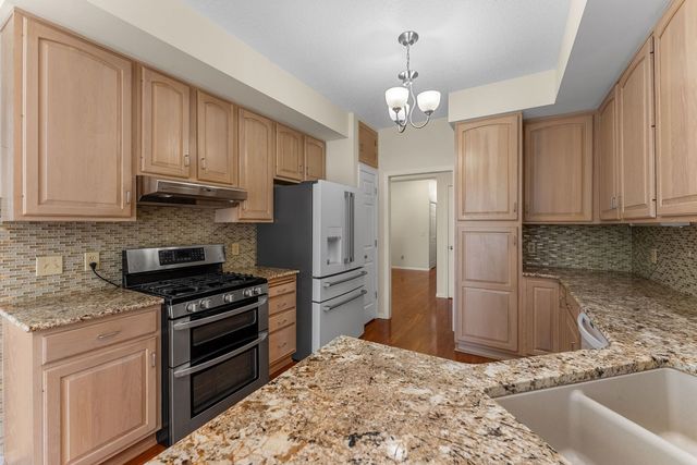 4629 Willowwood Court, Davenport, IA 52807