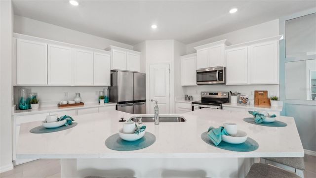 33042 RUSTIC RISE ROAD, San Antonio, FL 33576