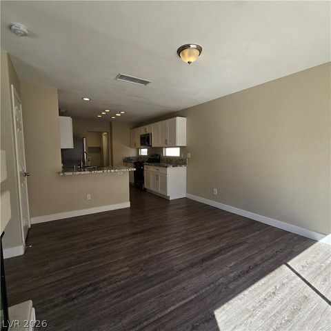 8711 Harwich Avenue, Las Vegas, NV 89129