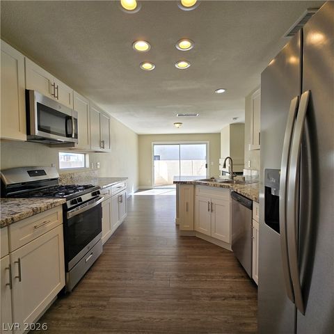 8711 Harwich Avenue, Las Vegas, NV 89129