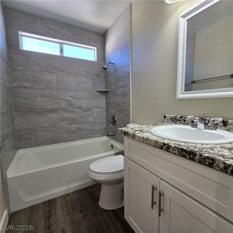 8711 Harwich Avenue, Las Vegas, NV 89129