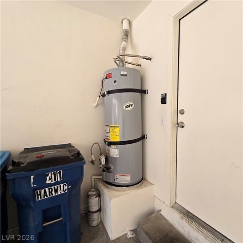 8711 Harwich Avenue, Las Vegas, NV 89129