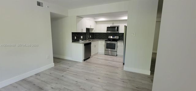 10641 SW 108th Ave 4A, Miami, FL 33176