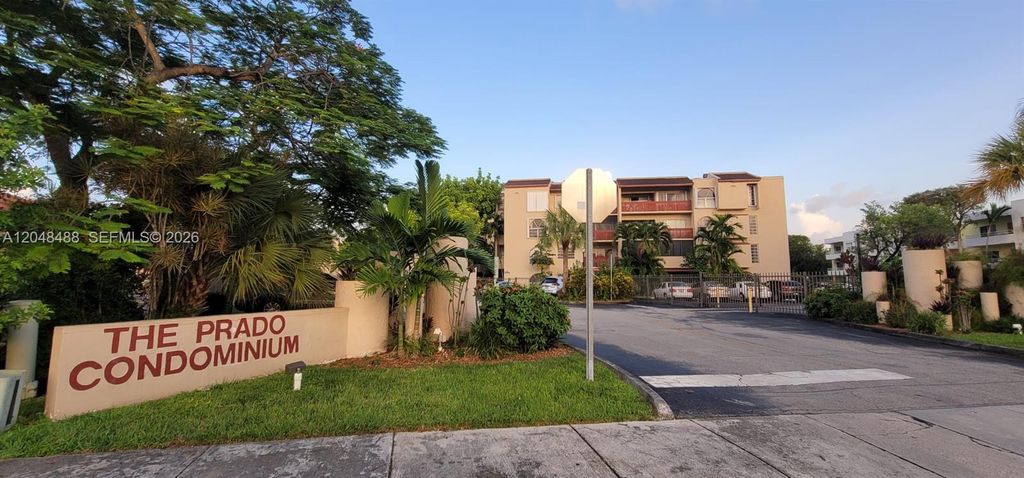 10641 SW 108th Ave 4A, Miami, FL 33176