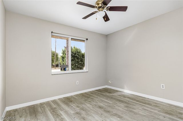 9221 San Carlos BLVD, Fort Myers, FL 33967