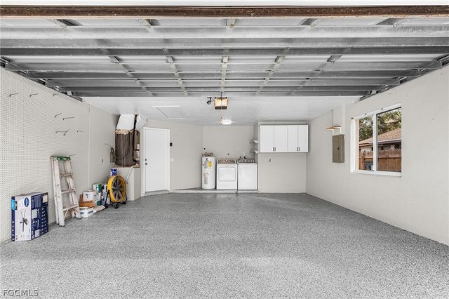 9221 San Carlos BLVD, Fort Myers, FL 33967