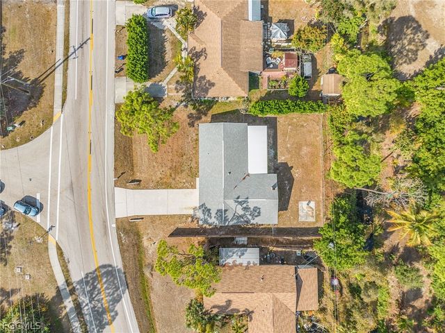 9221 San Carlos BLVD, Fort Myers, FL 33967