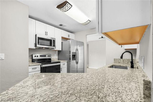 9221 San Carlos BLVD, Fort Myers, FL 33967