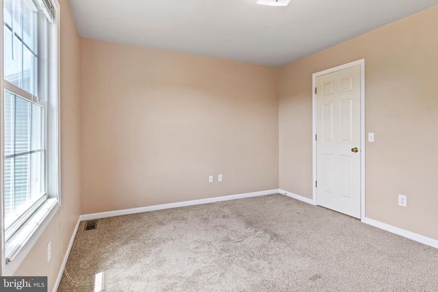 2015 ALEXIS DR, Harrisburg, PA 17110