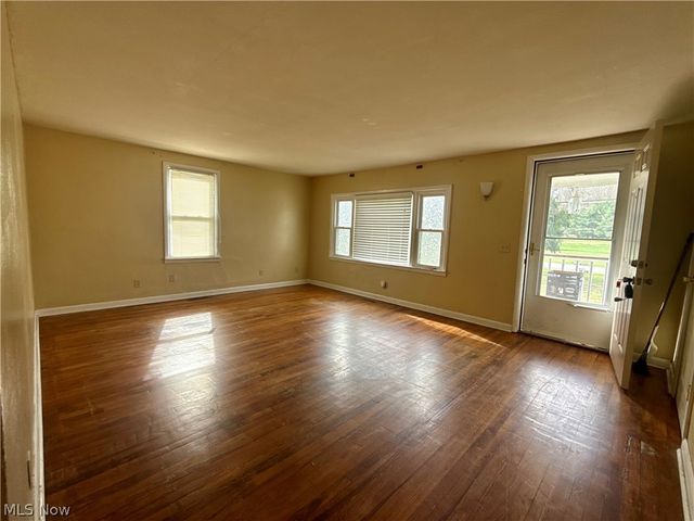 2375 Elizabeth Pike, Mineral Wells, WV 26150