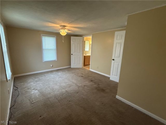 2375 Elizabeth Pike, Mineral Wells, WV 26150