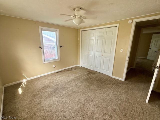 2375 Elizabeth Pike, Mineral Wells, WV 26150