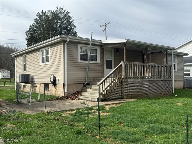 2375 Elizabeth Pike, Mineral Wells, WV 26150