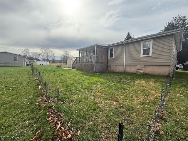 2375 Elizabeth Pike, Mineral Wells, WV 26150