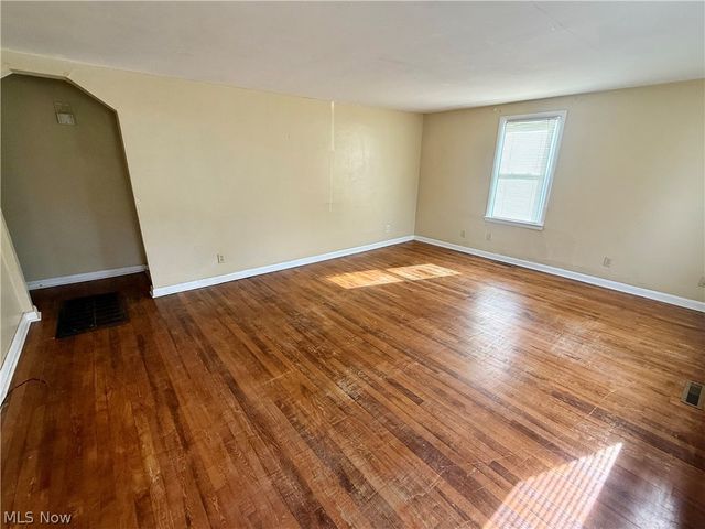 2375 Elizabeth Pike, Mineral Wells, WV 26150