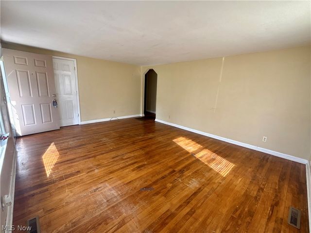 2375 Elizabeth Pike, Mineral Wells, WV 26150