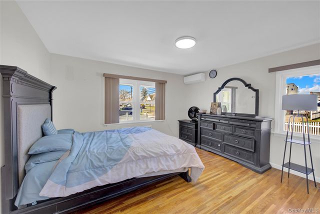 1210 Emma Place, Franklin Square, NY 11010