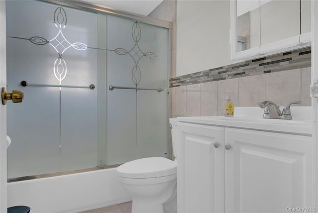 1210 Emma Place, Franklin Square, NY 11010