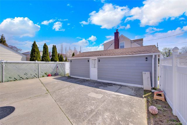 1210 Emma Place, Franklin Square, NY 11010
