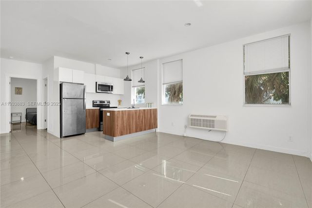 924 Marseille Dr 3, Miami Beach, FL 33141