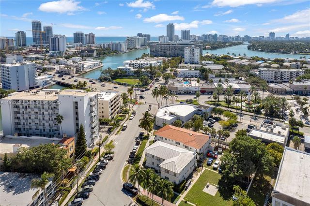 924 Marseille Dr 3, Miami Beach, FL 33141