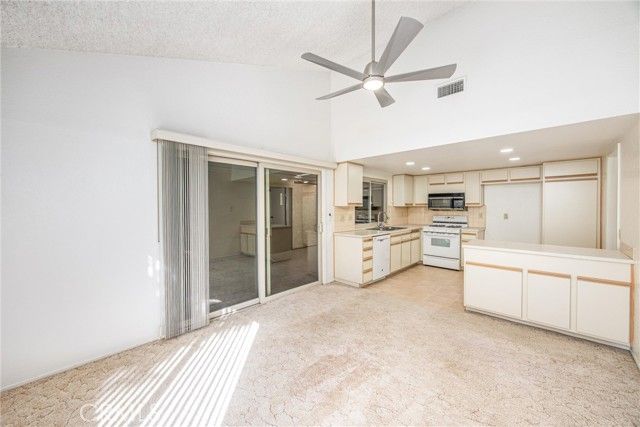 1089 Ardmore Circle, Redlands, CA 92374