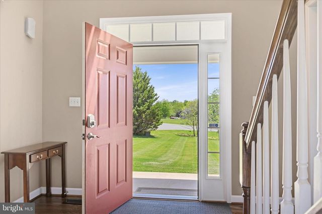 16205 JONELLA FARM DR, Hillsboro, VA 20132