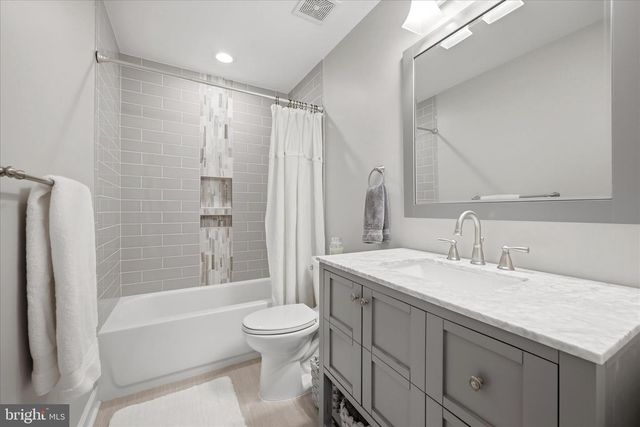 16205 JONELLA FARM DR, Hillsboro, VA 20132