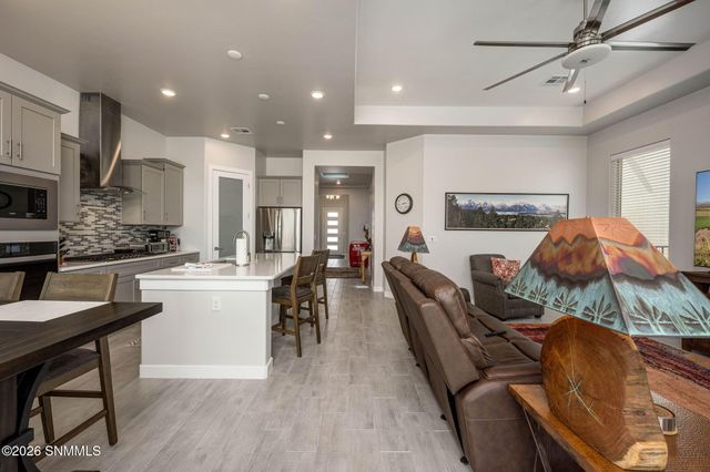 7610 Blue Star Loop, Las Cruces, NM 88012