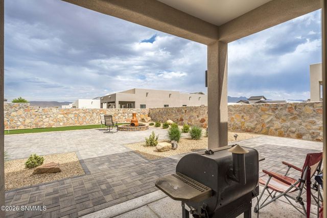 7610 Blue Star Loop, Las Cruces, NM 88012