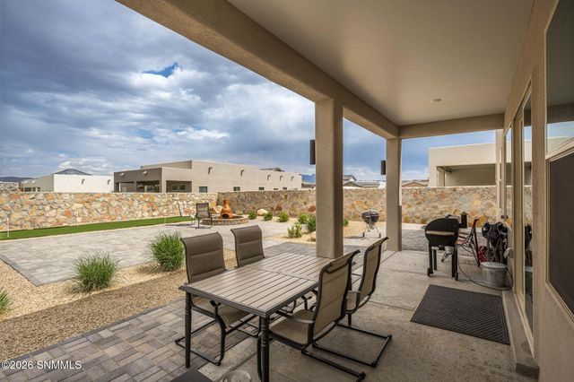 7610 Blue Star Loop, Las Cruces, NM 88012