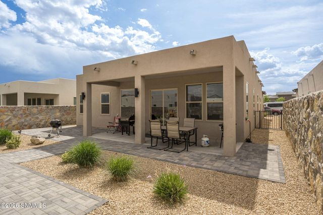 7610 Blue Star Loop, Las Cruces, NM 88012