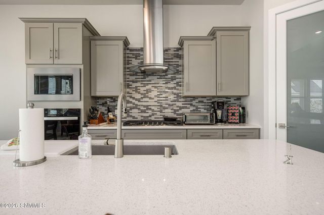 7610 Blue Star Loop, Las Cruces, NM 88012