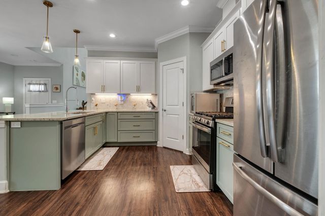 2609 RAYMOND DIEHL Road, Tallahassee, FL 32309