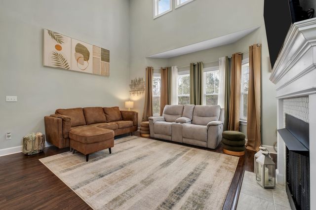 2609 RAYMOND DIEHL Road, Tallahassee, FL 32309