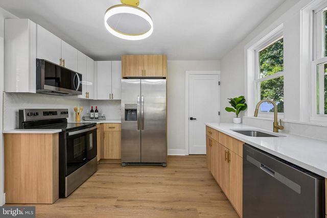 1325 WALNUT AVE, Haddon Township, NJ 08107