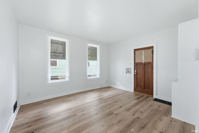 1728 High Street, Fort Wayne, IN 46808