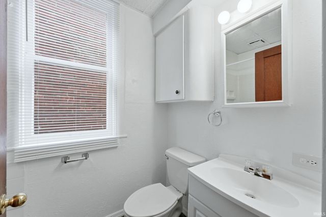 1728 High Street, Fort Wayne, IN 46808