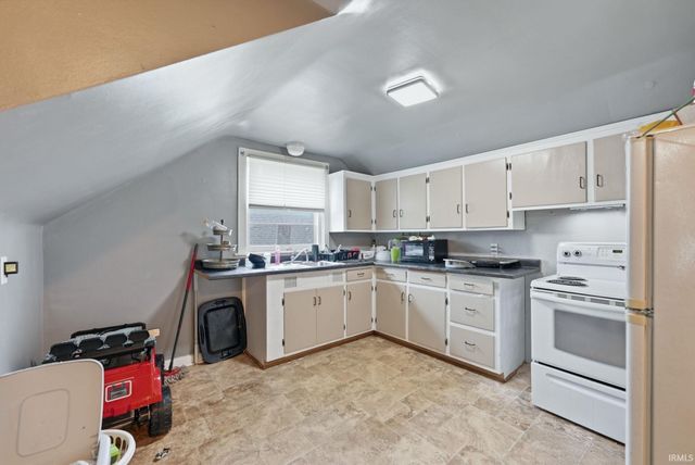 1728 High Street, Fort Wayne, IN 46808