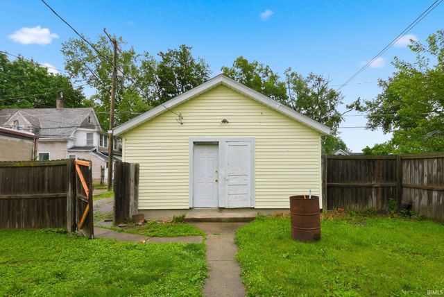 1728 High Street, Fort Wayne, IN 46808
