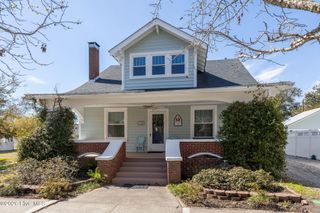 708 Ann Street, Beaufort, NC 28516