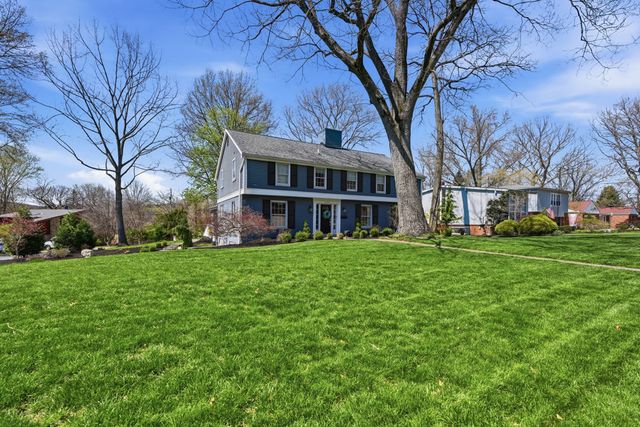 1055 Wade LANE, Oakmont, PA 15139