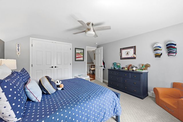 1055 Wade LANE, Oakmont, PA 15139