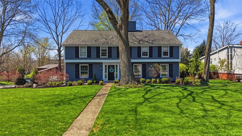 1055 Wade LANE, Oakmont, PA 15139