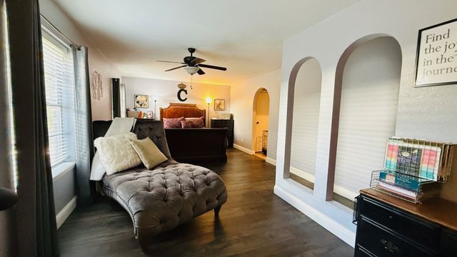 4812 Rollingwood Court, Garland, TX 75043